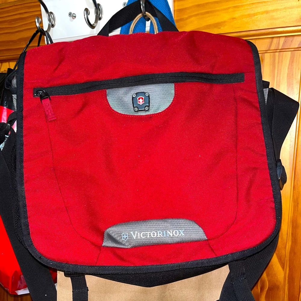 Victorinox Swiss Army Satchel Bag